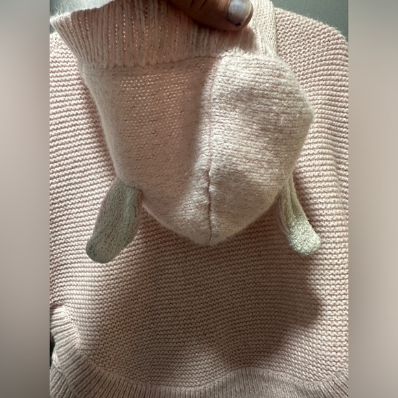 Cat & Jack Pink Poncho - Picture 5 of 6